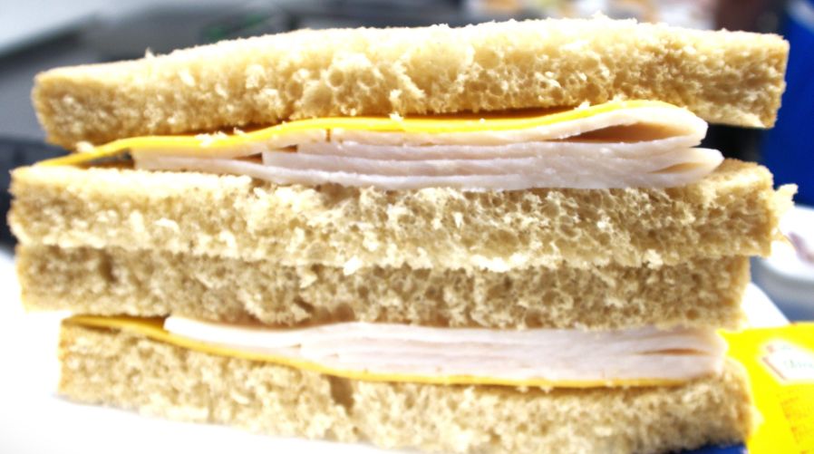 Avc Gourmet Turkey and Cheddar on Wheat 