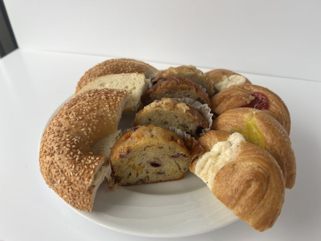 Bread and Pastry Tray