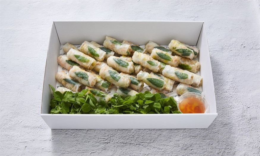Cocktail Chicken Rice Paper Rolls