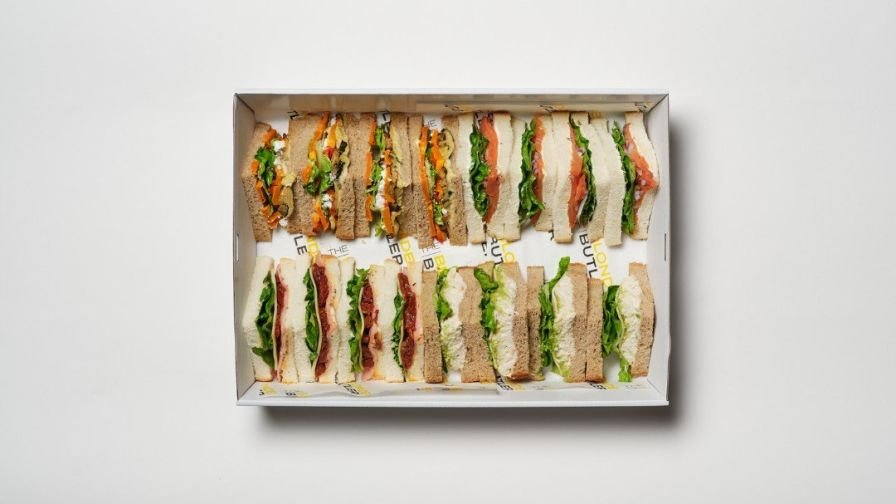 Mixed Triangle Sandwich Box - 16 Pieces