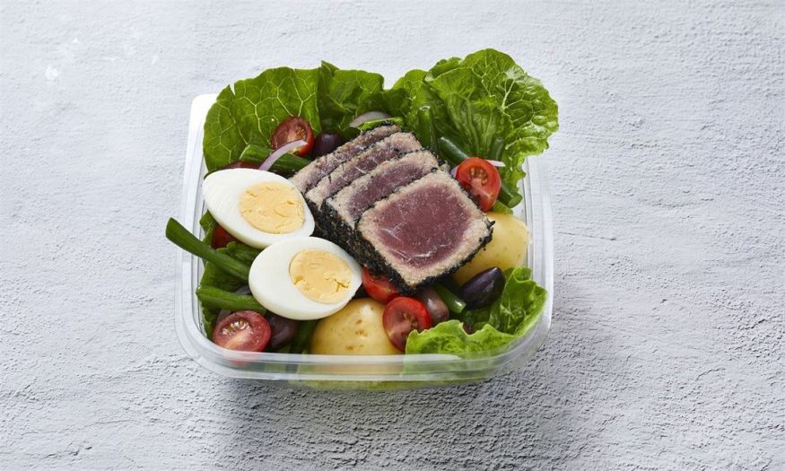 Seared Tuna Salad Bowl