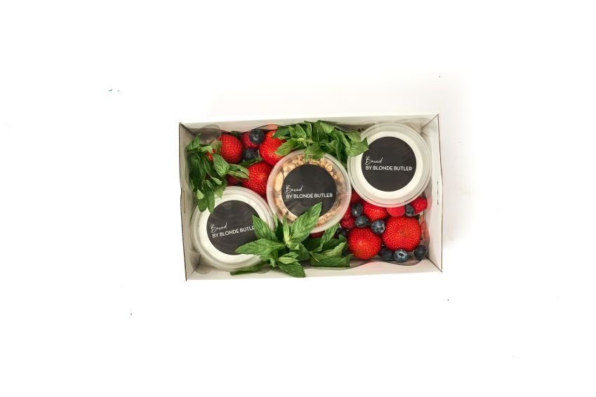 DIY Vegan Yoghurt & Berry Box