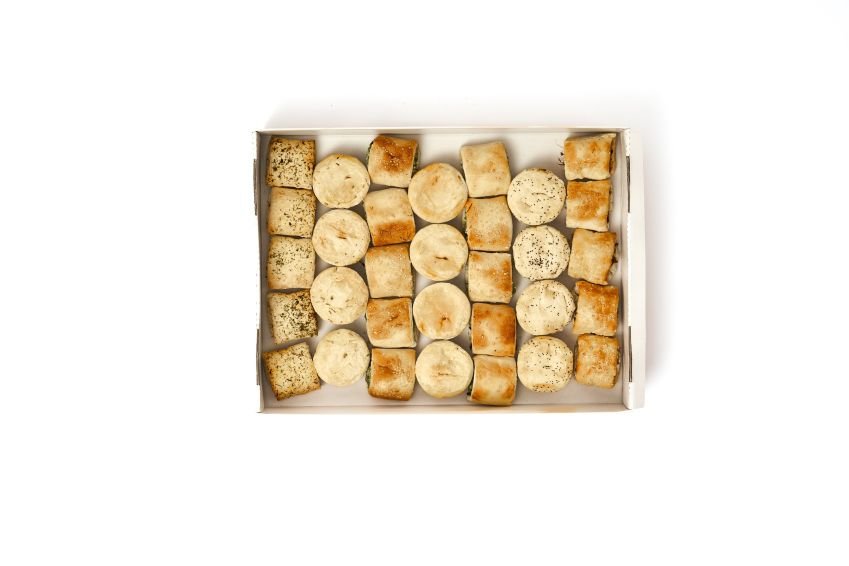 Warm Mixed Party Box - 32 pieces