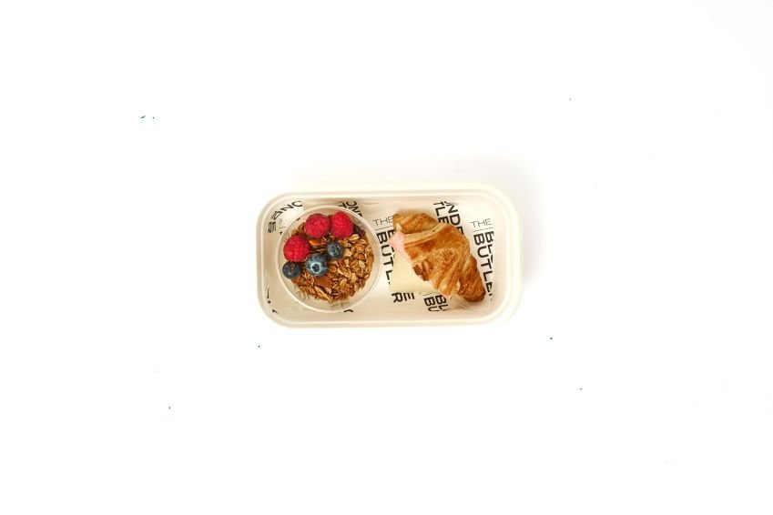 Croissant & Yoghurt Cup