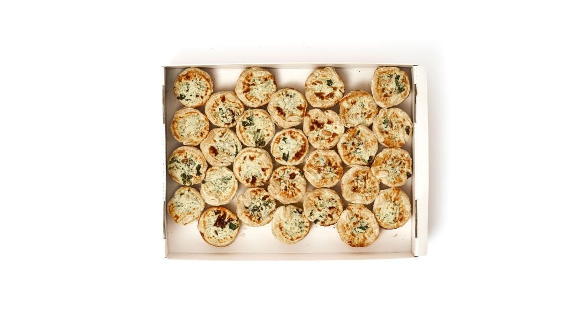 Warm Kale & Spinach Tarts - 28 pieces