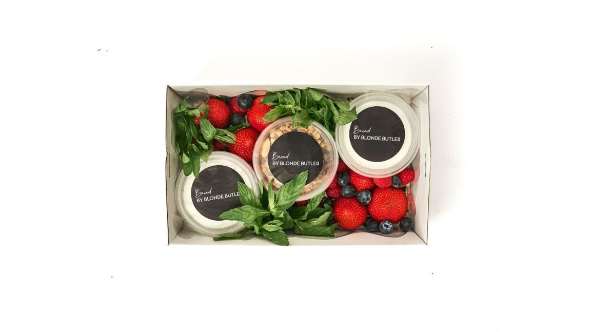 DIY Vegan Yoghurt & Berry Box