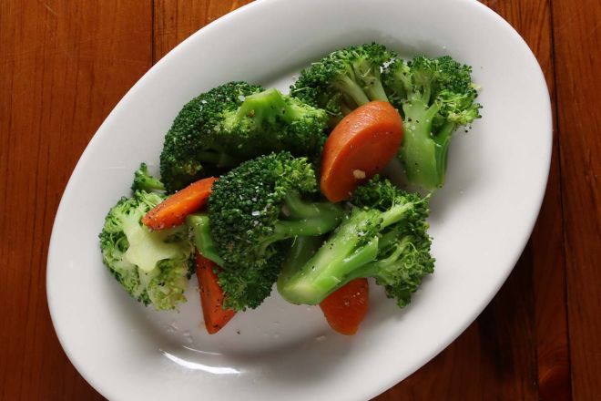 Broccoli & Carrots (8-10)