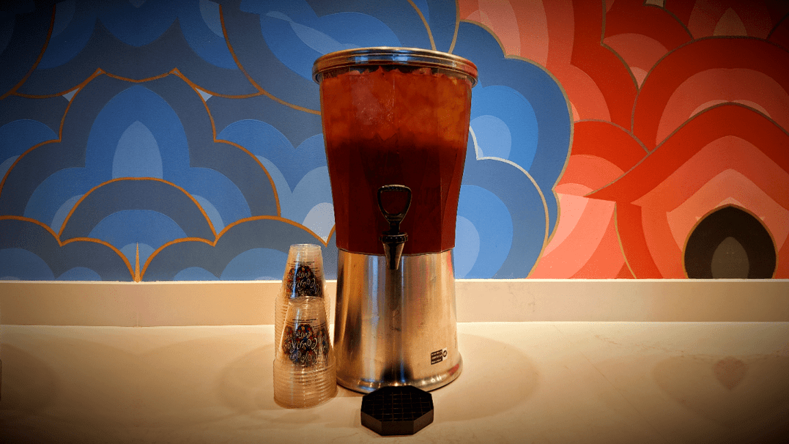 Black Iced Tea - Medium (serves 24)
