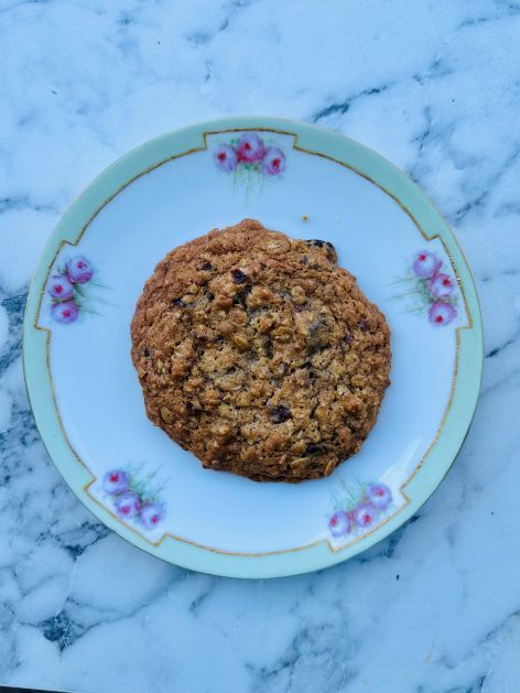 Oatmeal Cherry Cookie