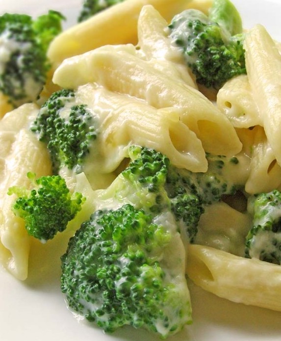 Broccoli Mac n Cheese