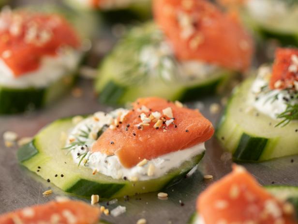 Smoked salmon with Labne on cucumber slices