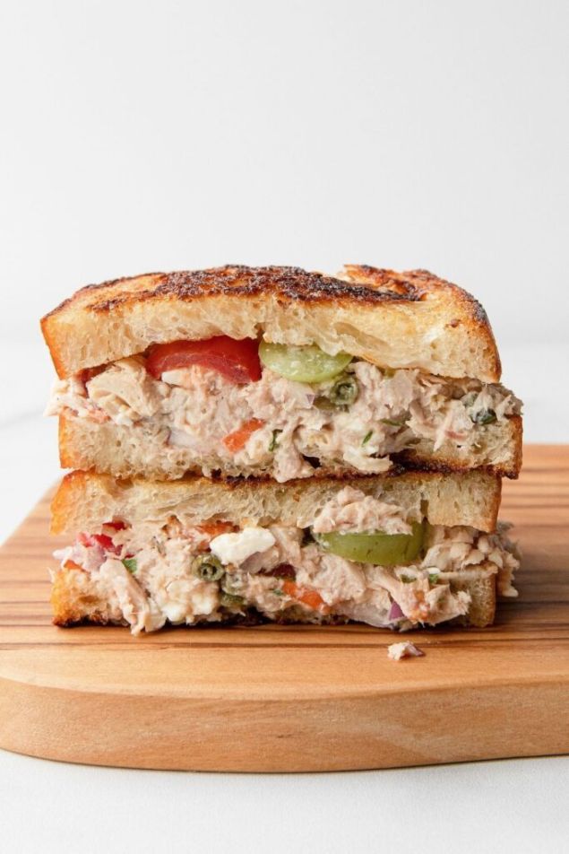 Mediterranean Tuna Sandwich