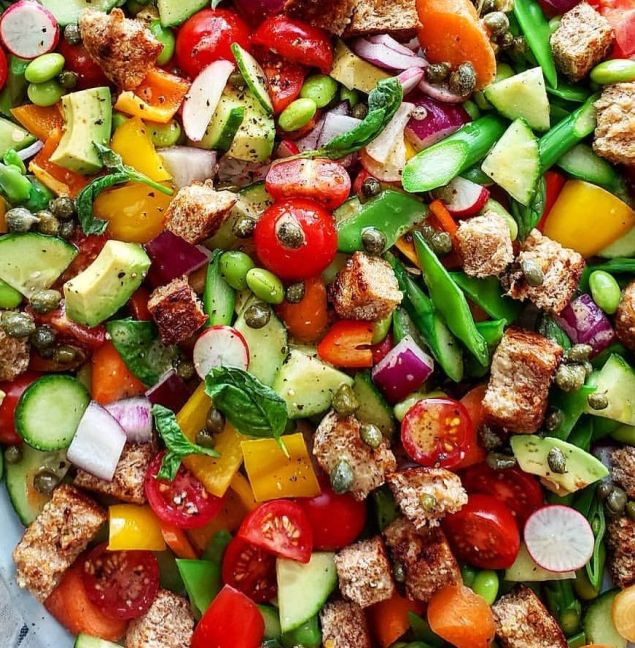 Panzanella salad bowl