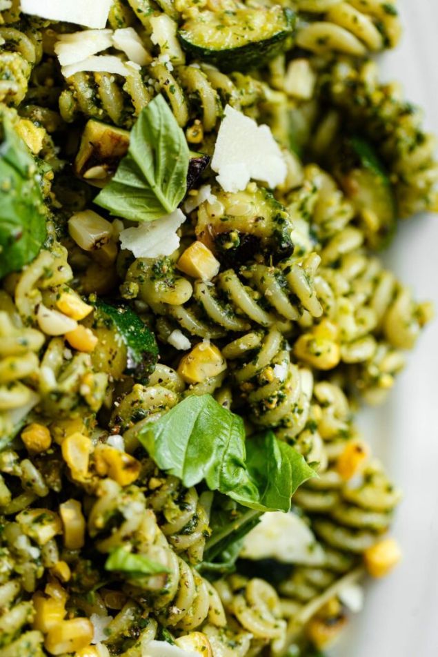 Pesto pasta salad