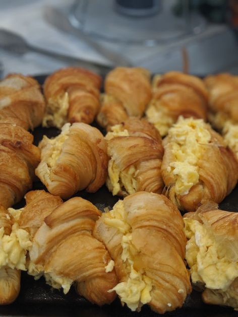 Scrambled Egg Croissants (Mini)