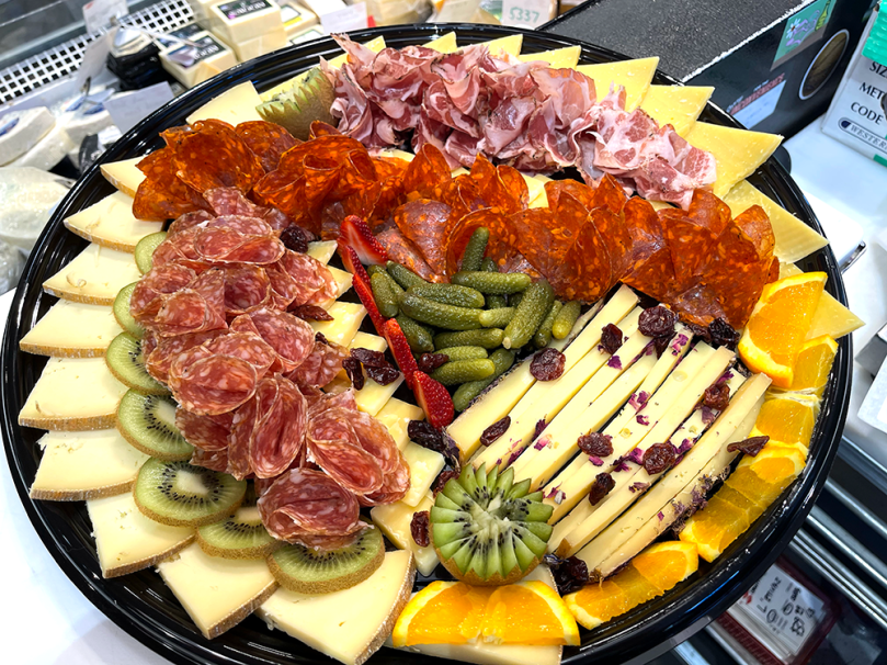 Party Size - 18" (Serves Large Groups)