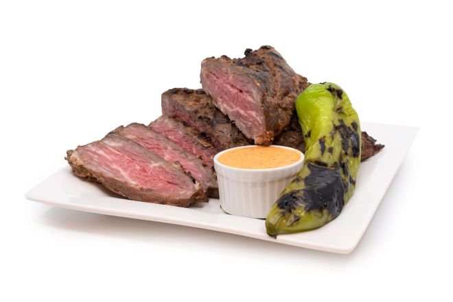 Mollie's Famous Grilled Tri-Tip with Roasted Hatch Chile & Red Pepper Aioli 18 oz
