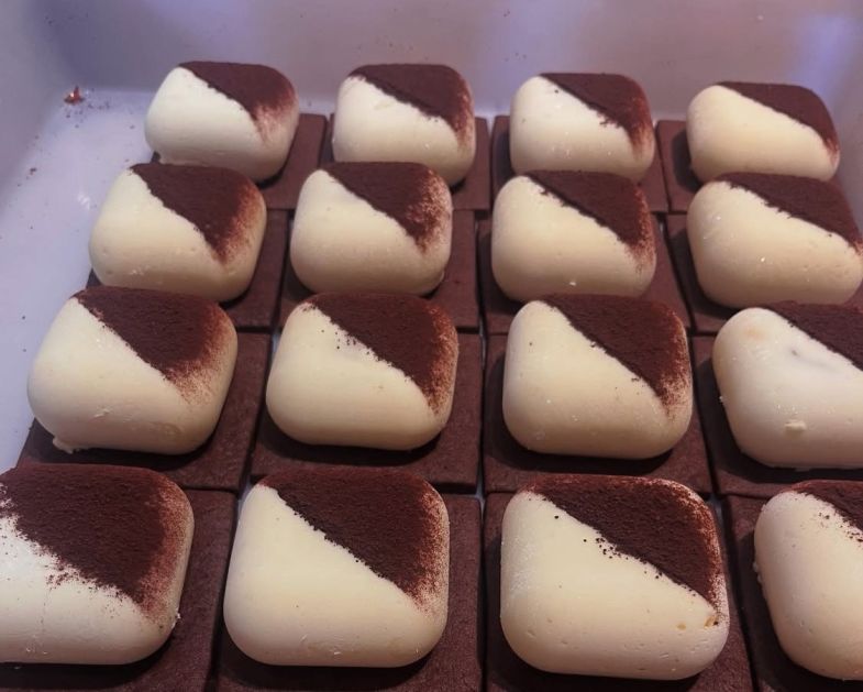 NEW Tiramisu- *MUST HAVE 4 DAYS ADVANCE NOTICE TO PRODUCE