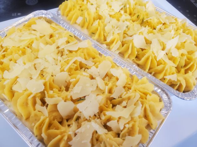 Takeaway Dinner Fish Pie serves 1/2 10 x 16cm 