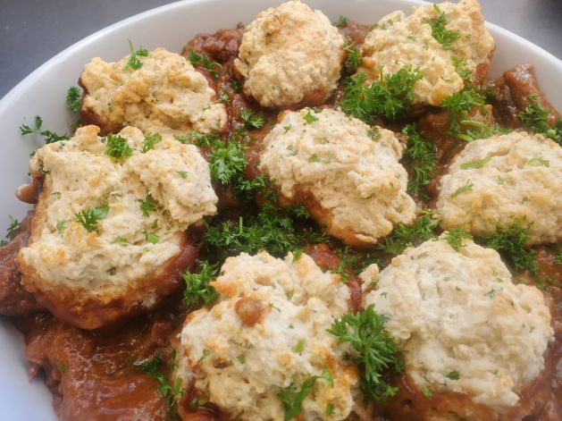 Ready Made Meals- English Beef Stew & Dumplings ,serves 2 ,20 x 14 cm 