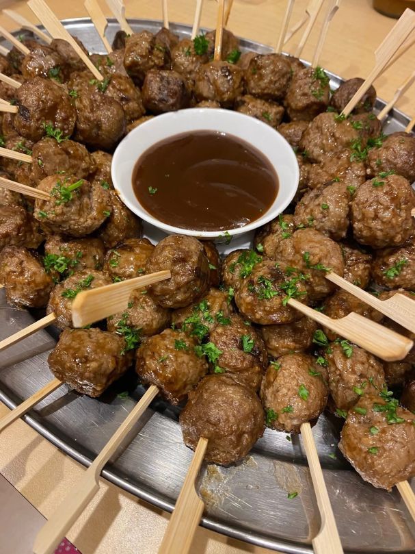 BBQ meatballs skewers 