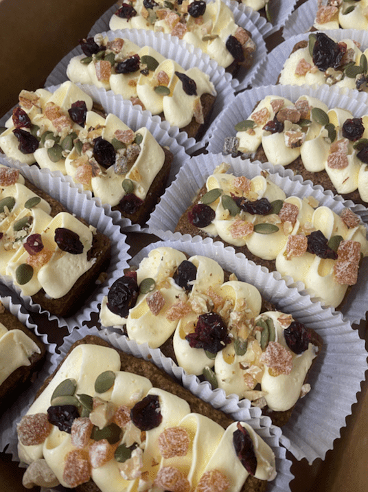 Carrot cakes (Individual) 