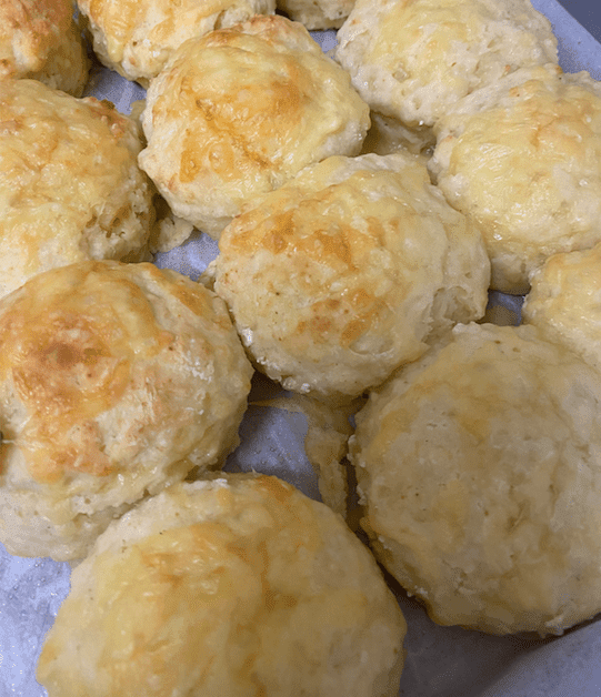 Small cheese scone - buttered