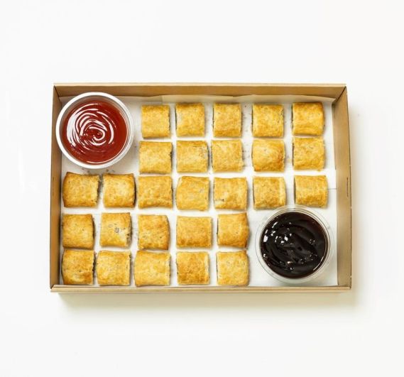 Sausage Rolls with Tomato Dipping Sauce
