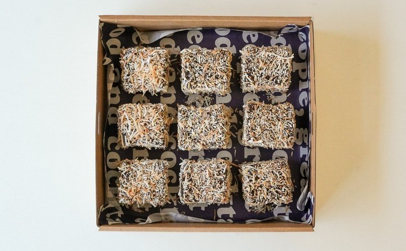 CHOCOLATE LAMINGTONS