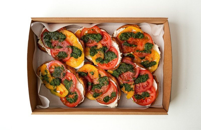 TOMATO & RICOTTA TOAST BOX 