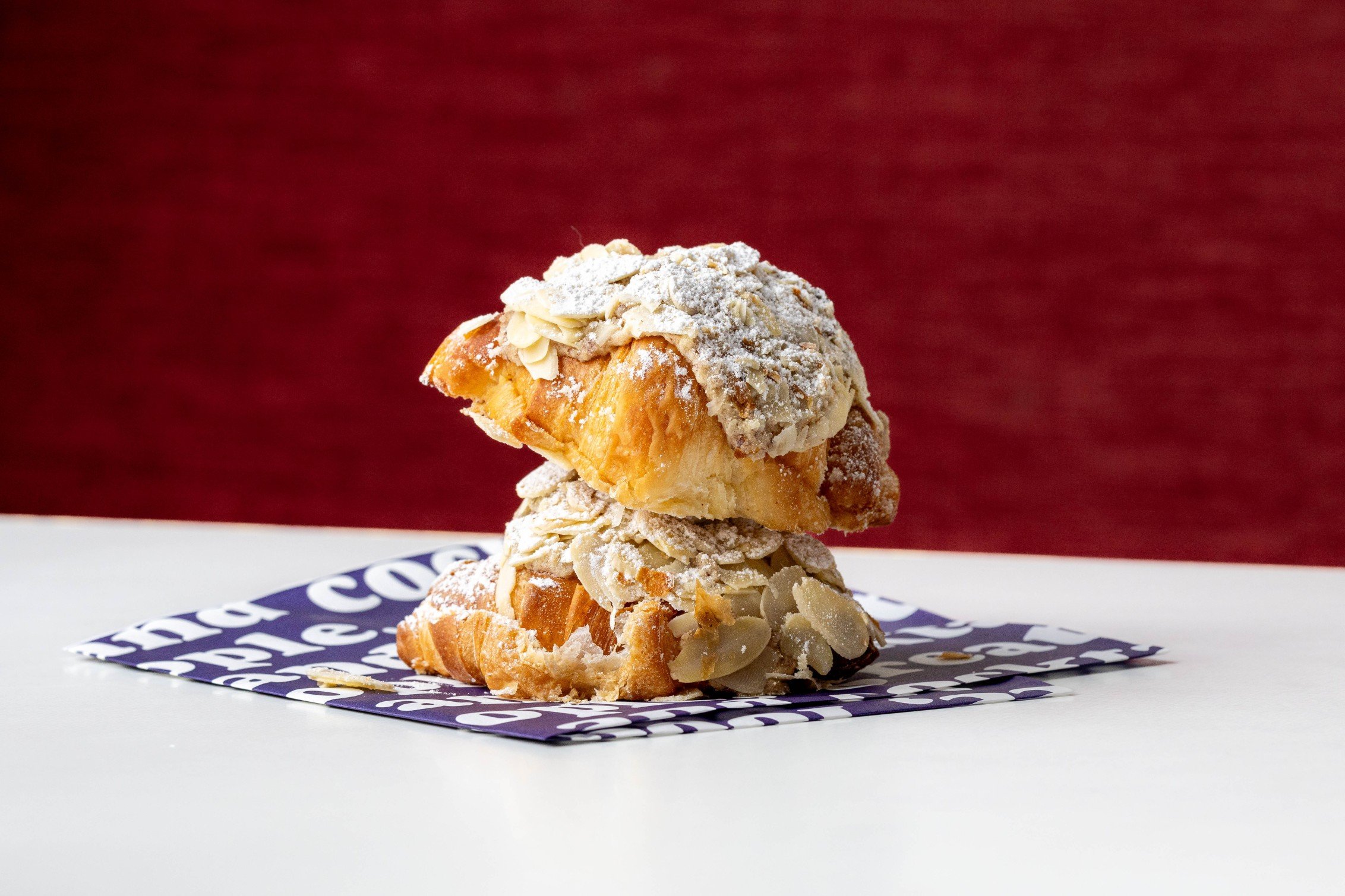 ALMOND CROISSANT