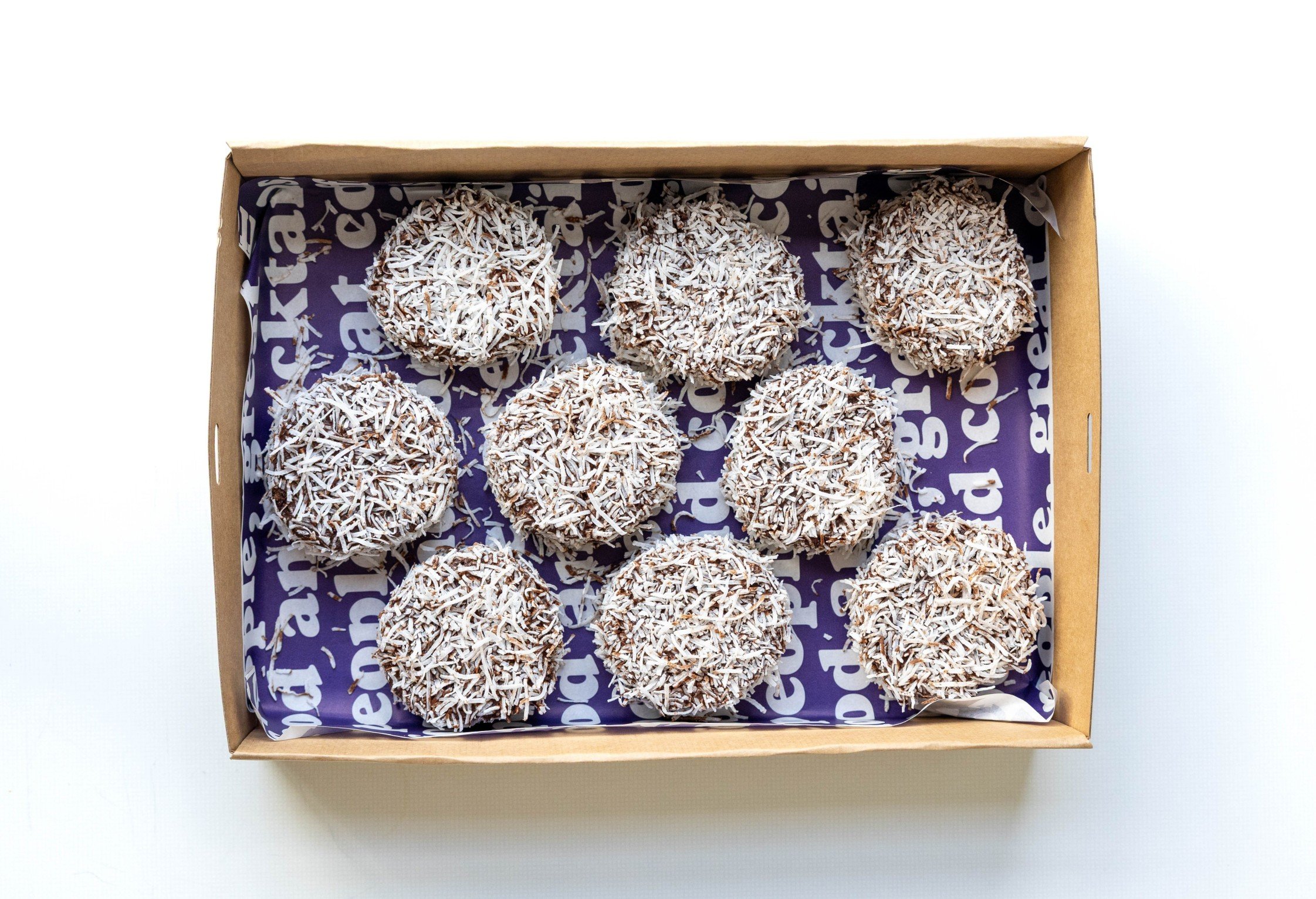 New SWISS ROLL LAMINGTONS