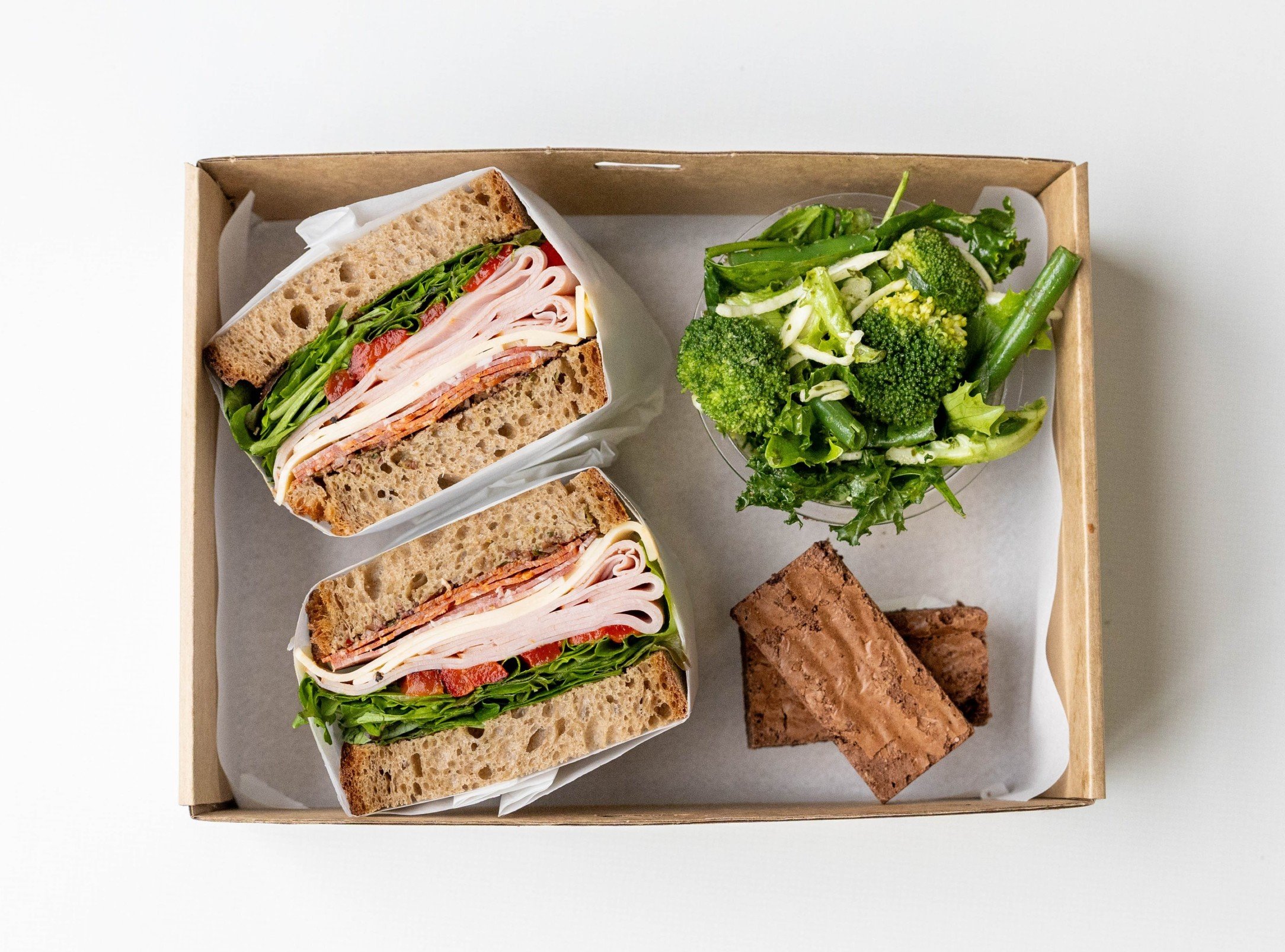 TT's CLASSIC LUNCH BOX - NYC DELI SANGA 