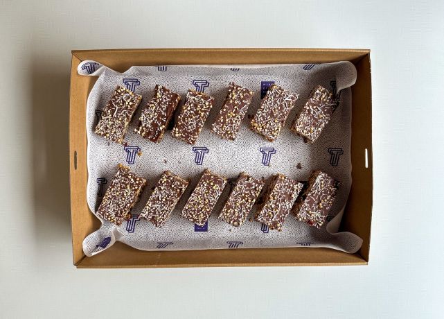 VEGAN GRANOLA BARS