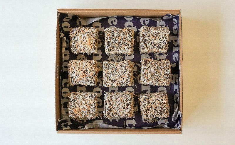 CHOCOLATE LAMINGTONS