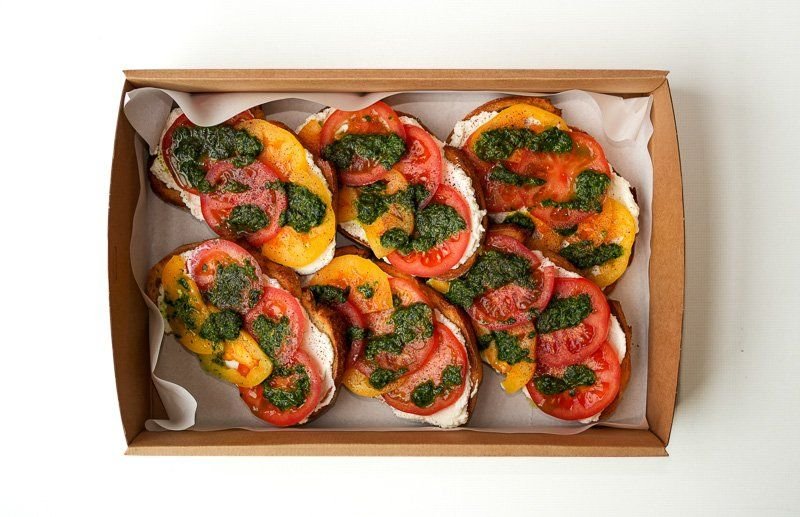 TOMATO & RICOTTA TOAST BOX 