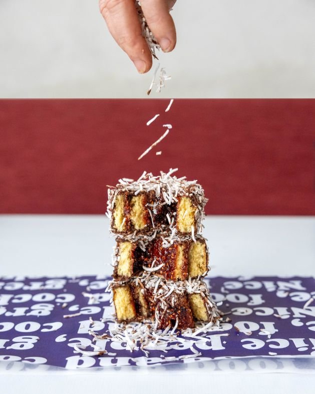 New SWISS ROLL LAMINGTONS